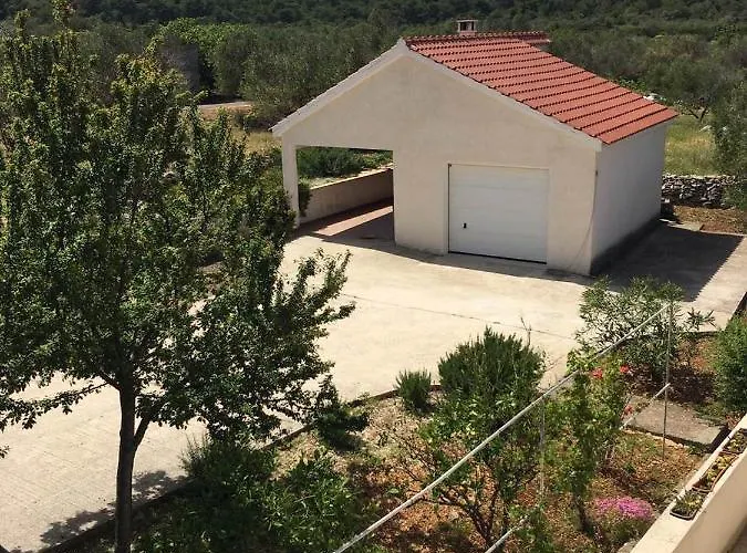 Studio 8108a Božava